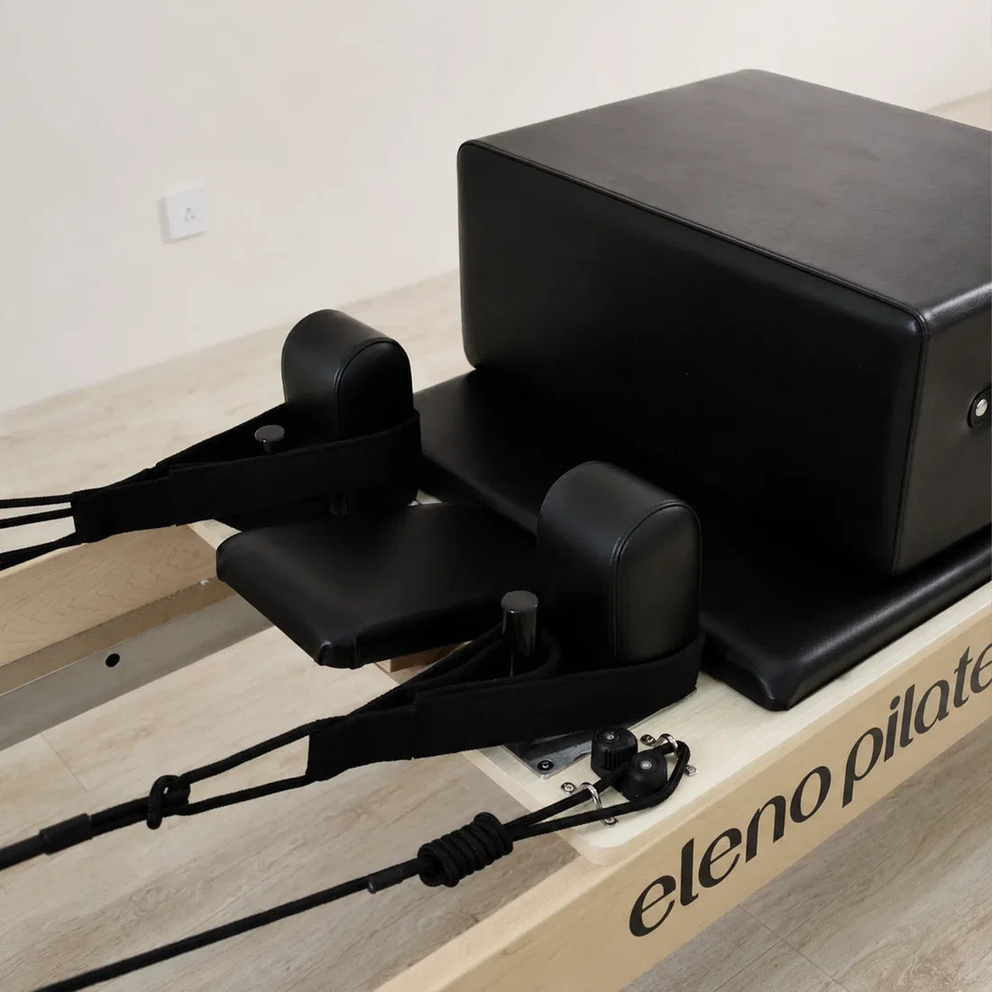 Eleno E100 3-in-1 Pilates reformer with full Cadillac – product image 6