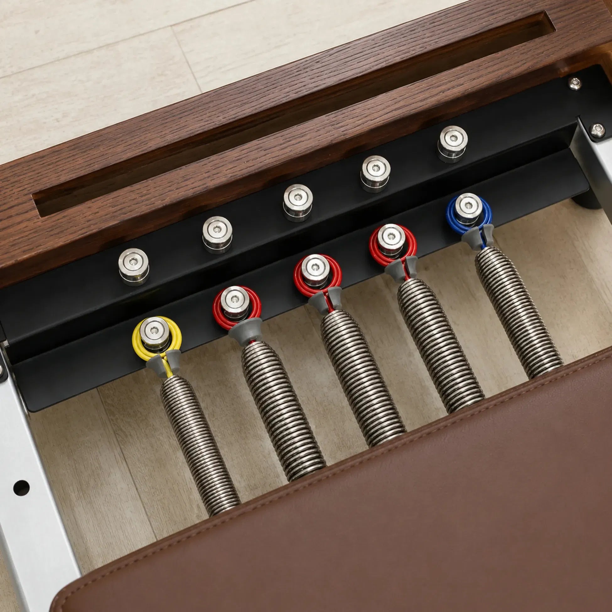 Eleno Home Fit foldable red oak Pilates reformer – product image 9